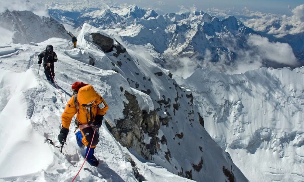 Κάμι Ρίτα: Ανέβηκε για 25η φορά στην κορυφή του Έβερεστ